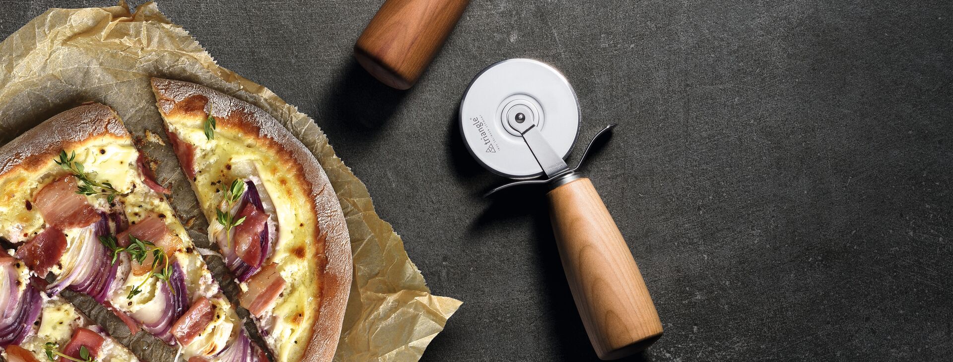 Pizzaschere vs. Pizzaroller vs. Wiegemesser – Welches Werkzeug ist ideal?